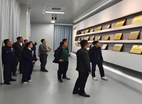 新闻图片3.jpg 新闻图片3.jpg